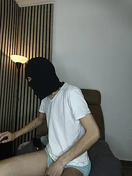 findomhot online show from December 22, 2025, 9:31 am