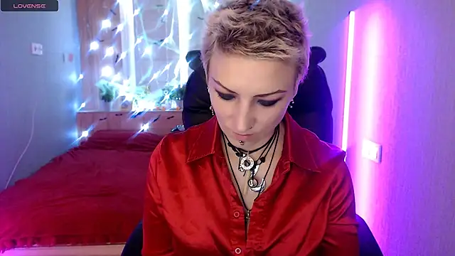 Sweet-n-Strong online show from November 14, 2025, 7:23 am