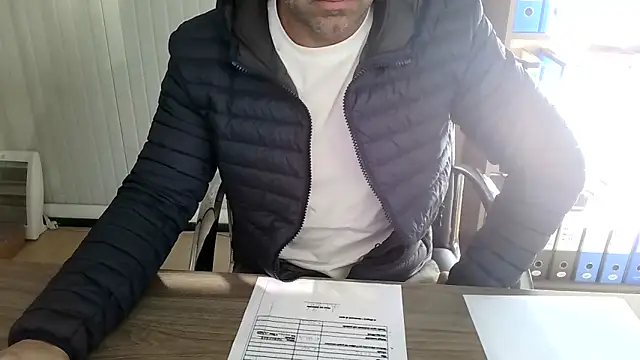 Evasionee online show from November 19, 2025, 8:14 am