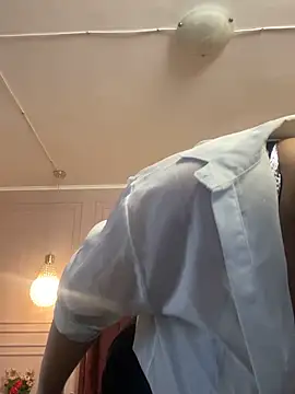 kittykelly online show from November 4, 2025, 11:03 am