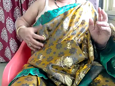 Snapshot of TABOOBREAKERS chatting on October 25, 2025, 9:41 am TABOOBREAKERS online show from October 25, 2025, 9:41 am