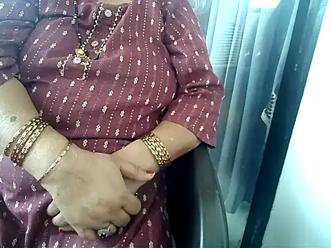 Snapshot of TABOOBREAKERS chatting on October 5, 2025, 6:48 am TABOOBREAKERS online show from October 5, 2025, 6:48 am