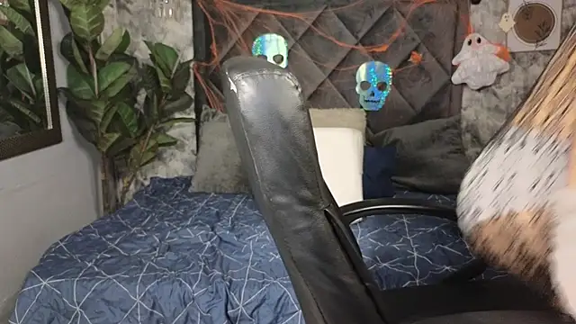 Indi rave online show from November 1, 2025, 2:55 pm