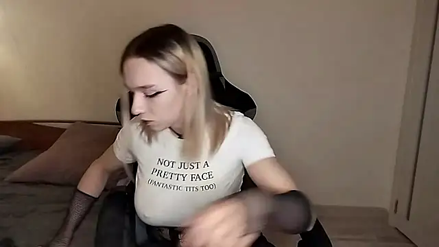 Snapshot of icebenz chatting on February 4, 2026, 4:57 pm icebenz online show from February 4, 2026, 4:57 pm