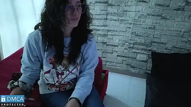 Snapshot of eva_delight_ chatting on May 5, 2026, 2:09 pm eva delight online show from May 5, 2026, 2:09 pm