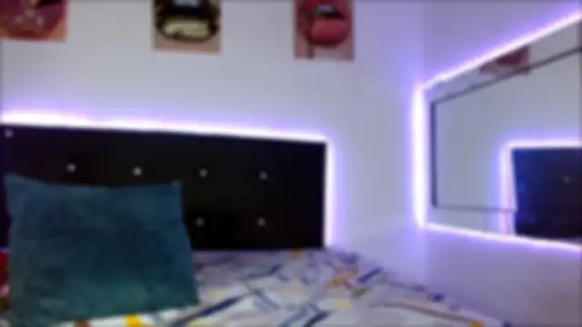 antonella pink2 online show from November 10, 2025, 3:22 am