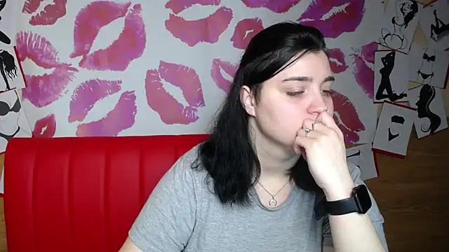 ScarletCargo online show from November 23, 2025, 6:12 am