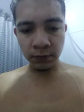 MENRED24 online show from October 26, 2025, 10:54 pm