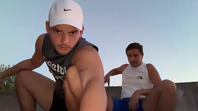 dylan-jacob12 online show from February 12, 2026, 11:15 pm