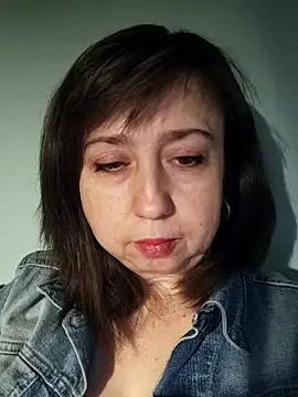 MaryKiki5619 online show from February 27, 2026, 8:52 pm