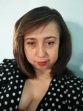Snapshot of MaryKiki5619 chatting on July 5, 2026, 1:29 pm MaryKiki5619 online show from July 5, 2026, 1:29 pm