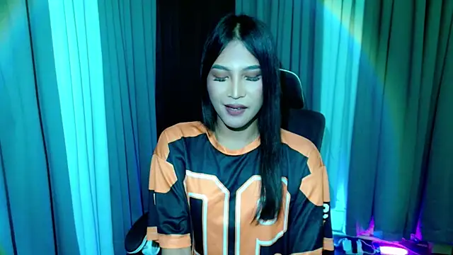 Snapshot of YourPrettyBella_TS chatting on February 11, 2026, 8:09 pm YourPrettyBella TS online show from February 11, 2026, 8:09 pm