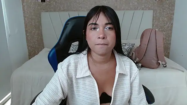 AliceSmity  online show from November 20, 2025, 7:14 pm