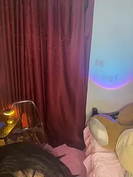 Snapshot of wetbyAlice chatting on February 12, 2026, 12:43 am wetbyAlice online show from February 12, 2026, 12:43 am