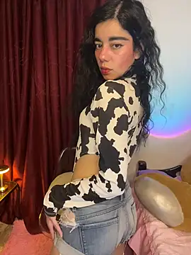 Snapshot of wetbyAlice chatting on February 10, 2026, 12:09 am wetbyAlice online show from February 10, 2026, 12:09 am