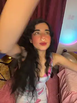 Snapshot of wetbyAlice chatting on February 25, 2026, 12:44 am wetbyAlice online show from February 25, 2026, 12:44 am