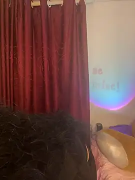 Snapshot of wetbyAlice chatting on February 26, 2026, 12:10 am wetbyAlice online show from February 26, 2026, 12:10 am