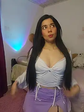 wetbyAlice online show from July 17, 2026, 9:01 pm