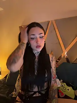 Snapshot of NinaHex chatting on January 19, 2026, 2:21 pm NinaHex online show from January 19, 2026, 2:21 pm