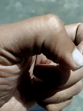 Snapshot of Rajkumarbhaiiii chatting on November 21, 2025, 4:17 pm Rajkumarbhaiiii online show from November 21, 2025, 4:17 pm