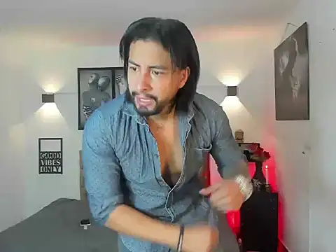 christopher palmerjs online show from November 24, 2025, 8:42 pm