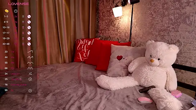 Snapshot of VivieSunn chatting on March 27, 2026, 3:02 pm VivieSunn online show from March 27, 2026, 3:02 pm