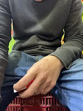 Snapshot of Unique-Man chatting on February 13, 2026, 1:44 pm Unique-Man online show from February 13, 2026, 1:44 pm