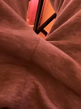 Snapshot of Unique-Man chatting on November 28, 2025, 12:16 pm Unique-Man online show from November 28, 2025, 12:16 pm