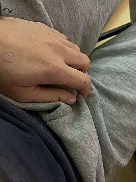 Snapshot of Unique-Man chatting on December 4, 2025, 8:52 pm Unique-Man online show from December 4, 2025, 8:52 pm