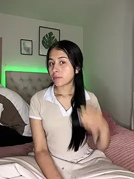 Snapshot of BIJOU_SECRET chatting on March 25, 2026, 3:17 am BIJOU SECRET online show from March 25, 2026, 3:17 am