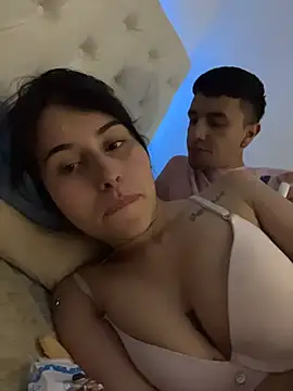 BIJOU SECRET online show from December 17, 2025, 4:28 am