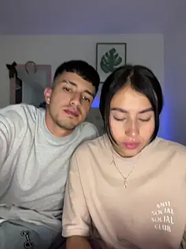 Snapshot of BIJOU_SECRET chatting on April 11, 2026, 4:53 am BIJOU SECRET online show from April 11, 2026, 4:53 am