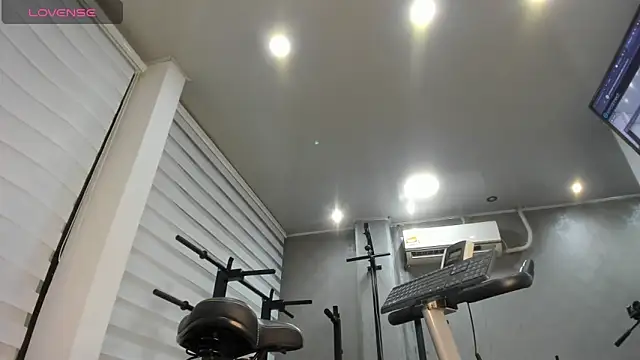 laliItaclark online show from May 12, 2026, 12:22 pm