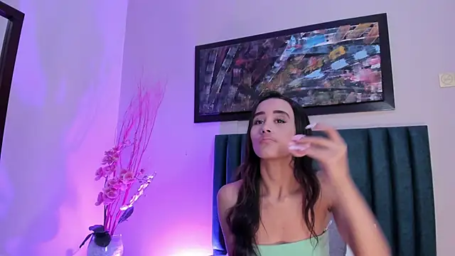 Snapshot of KeimyWilde chatting on February 5, 2026, 6:48 pm KeimyWilde online show from February 5, 2026, 6:48 pm