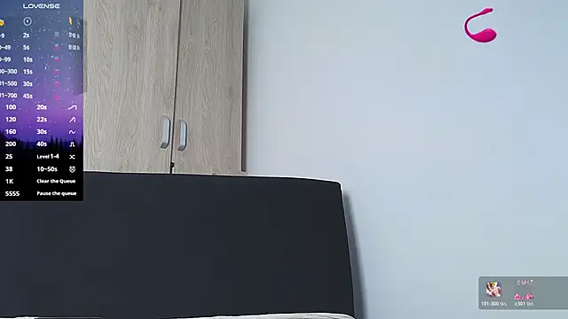 Kesha rosse  online show from April 13, 2026, 5:55 am