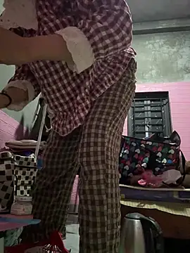 Yunzang online show from March 16, 2026, 3:47 am