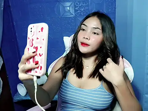 Mia Cally online show from December 20, 2025, 1:25 pm