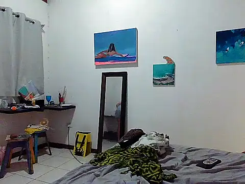 eleganceafterdark online show from November 11, 2025, 2:50 am