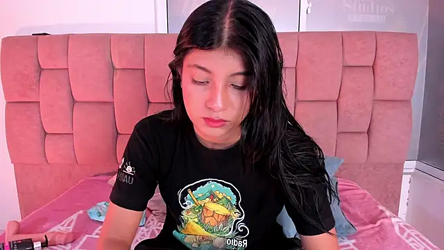Snapshot of YeseniaRodriguez3 chatting on July 12, 2026, 12:50 pm YeseniaRodriguez3 online show from July 12, 2026, 12:50 pm