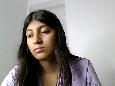 Snapshot of YeseniaRodriguez3 chatting on February 12, 2026, 8:30 pm YeseniaRodriguez3 online show from February 12, 2026, 8:30 pm