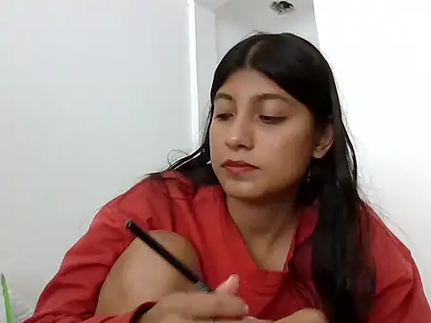 Snapshot of YeseniaRodriguez3 chatting on February 11, 2026, 7:36 pm YeseniaRodriguez3 online show from February 11, 2026, 7:36 pm