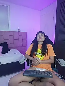 YeseniaRodriguez3 online show from April 23, 2026, 12:40 pm