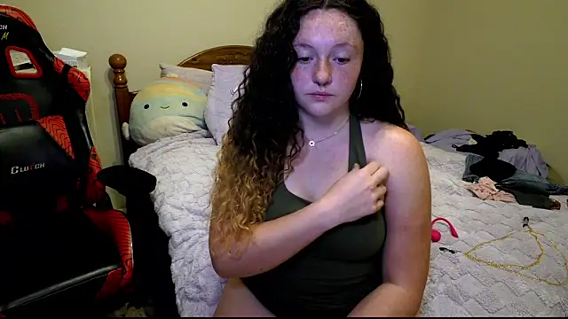 Snapshot of sugasunny04 chatting on March 6, 2026, 8:48 pm sugasunny04 online show from March 6, 2026, 8:48 pm