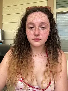 Snapshot of sugasunny04 chatting on March 3, 2026, 7:10 pm sugasunny04 online show from March 3, 2026, 7:10 pm