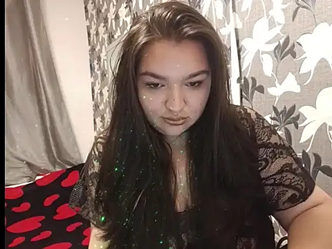 FluffyLuna online show from October 25, 2025, 10:21 pm