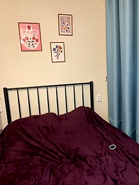 Snapshot of Sun-After-Rine chatting on November 3, 2025, 2:53 pm Sun-After-Rine online show from November 3, 2025, 2:53 pm