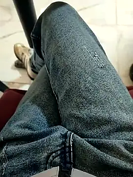 Arabe-man online show from November 20, 2025, 3:12 pm