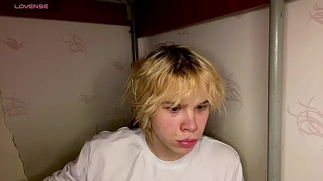 Snapshot of nikolasbucks chatting on February 17, 2026, 8:28 pm nikolasbucks online show from February 17, 2026, 8:28 pm