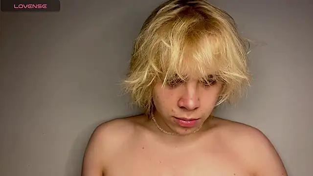 Snapshot of nikolasbucks chatting on March 31, 2026, 8:11 pm nikolasbucks online show from March 31, 2026, 8:11 pm