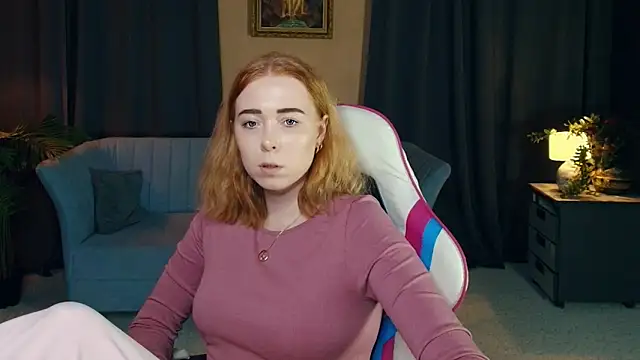 AddieOsler online show from November 30, 2025, 8:20 pm